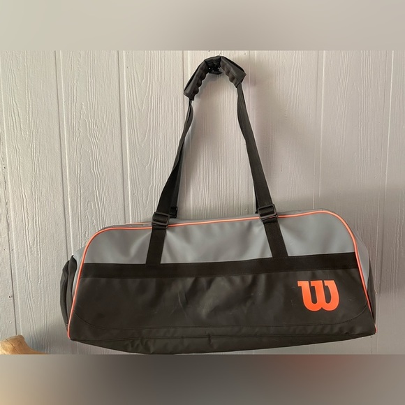 Wilson Clash Large Racquet Bag​ - Picture 1 of 11